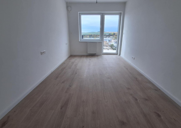 Na predaj 3-izbový byt s terasou v Bánovciach nad Bebravou