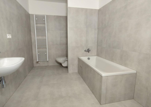 Na predaj 2-izbový byt s terasou v Bánovciach nad Bebravou