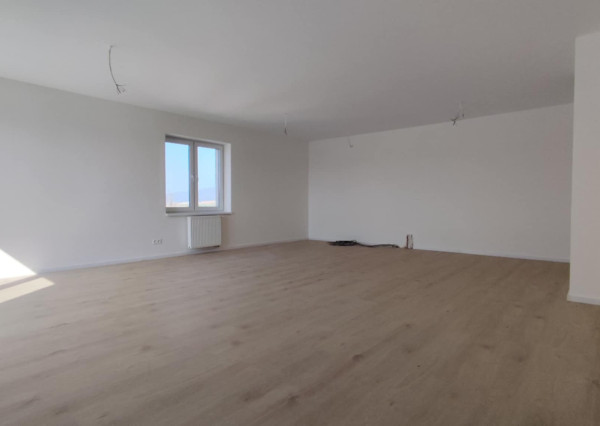 Na predaj 3-izbový byt s terasou v Bánovciach nad Bebravou