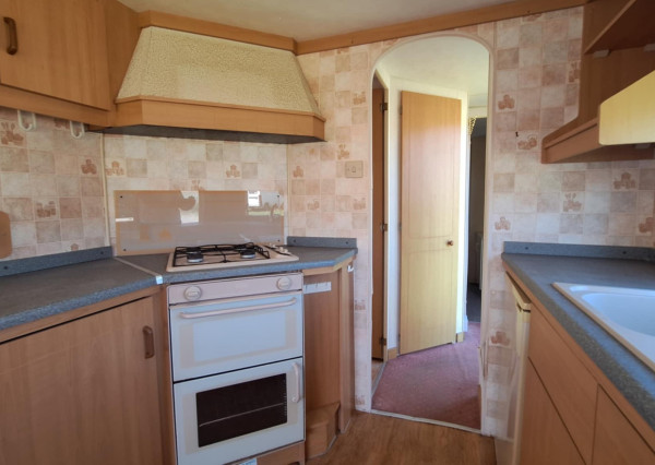 HORNÉ DRŽKOVCE – Mobilný dom s pozemkom pri potoku (790 m²)