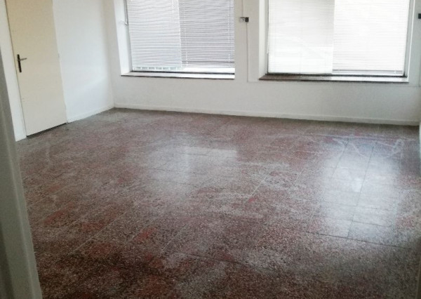 Na prenájom /výrobno-skladovacie priestory/ Prusy