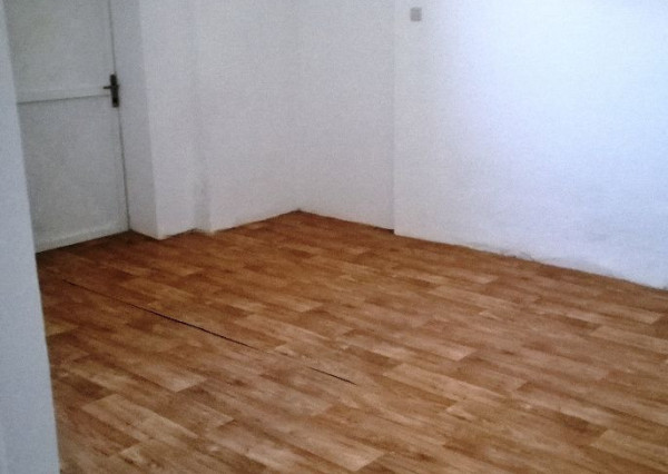 Na prenájom /výrobno-skladovacie priestory/ Prusy