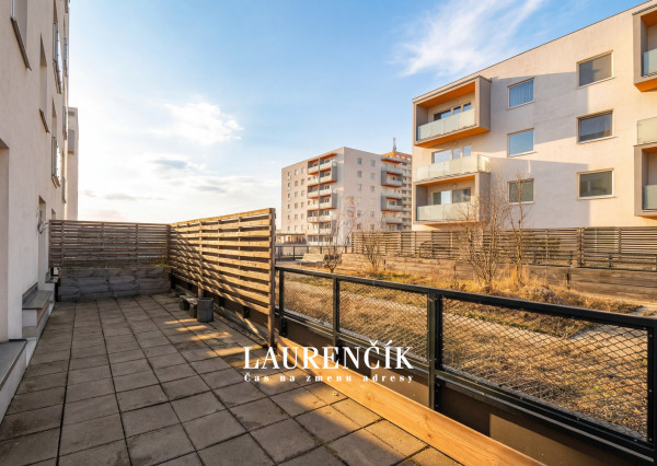 NA PREDAJ | 4-izbový byt s parametrami rodinného domu v Žiline na ul. Lenčova