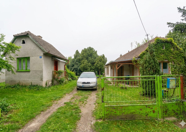 Na predaj rodinný dom s rozľahlým pozemkom v obci Blahová