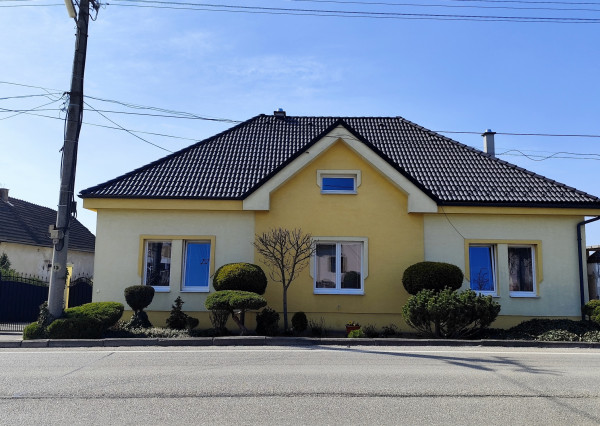 Na predaj prerobený dom s potenciálom v Dolných Našticiach