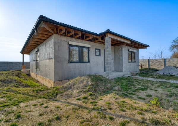 Na predaj rozostavaný rodinný dom v Moste pri Bratislave