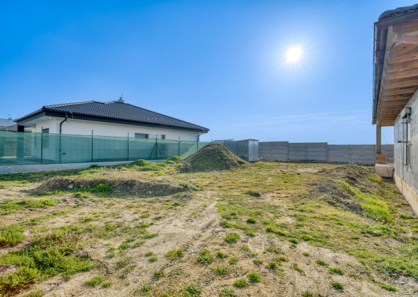 Na predaj rozostavaný rodinný dom v Moste pri Bratislave