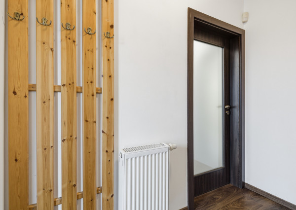 Na predaj rodinný dom s veľkorysým pozemkom v obci Kyselica