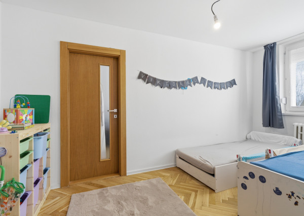 Na predaj 4-izbový byt v centre Stupavy