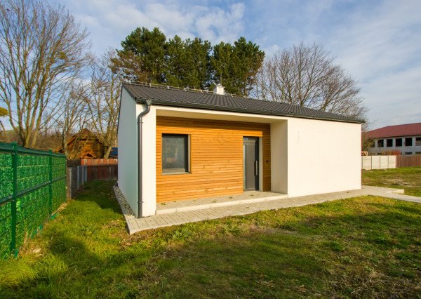 Na predaj rekreačnú chatu s pozemkom v obci Blahová-Madarász