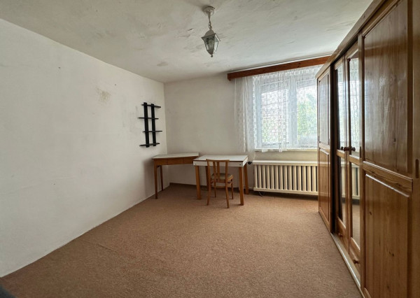 VIDEO, ZNÍŽENÁ CENA 10-izbový rodinný dom, ÚP 340m2, pozemok 638m2