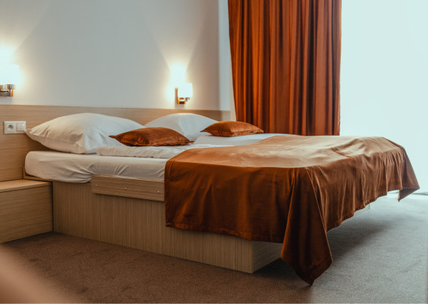 Na predaj elegantný kongresový Hotel Elite v Novej Dubnici