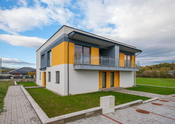 Na predaj 3-izbový byt so slnečným balkónom v novostavbe kúsok od Prešova