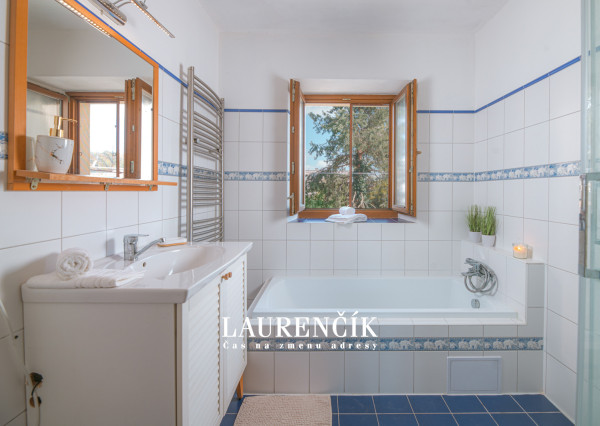 REZERVOVANÉ | INVESTIČNÝ OBJEKT S PODNIKATEĽSKÝM POTENCIÁLOM V CENTRE TRENČÍNA