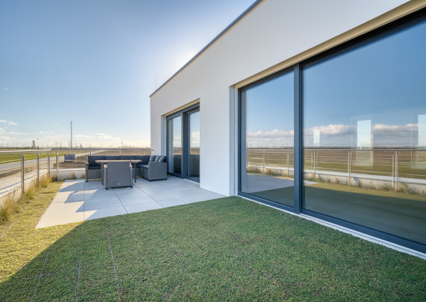 Na predaj administratívno-skladový objekt pri Trnave, v obci Zavar