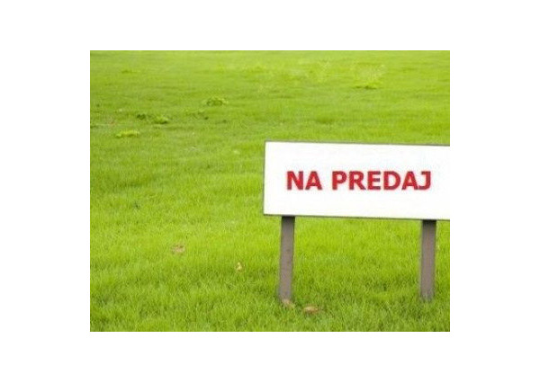 Exkluzívne na predaj pekný veľký slnečný pozemok-Dvorec /Sliezska Osada -6600m2