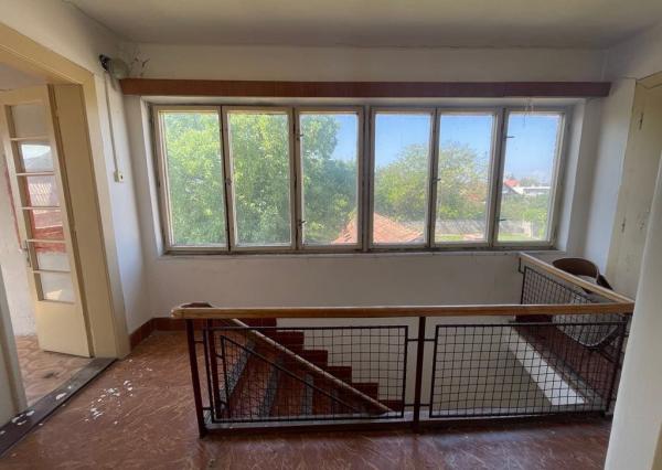 Exklzívne na predaj veľký 7 izb. RD- Partizánske / Veľké Bielice