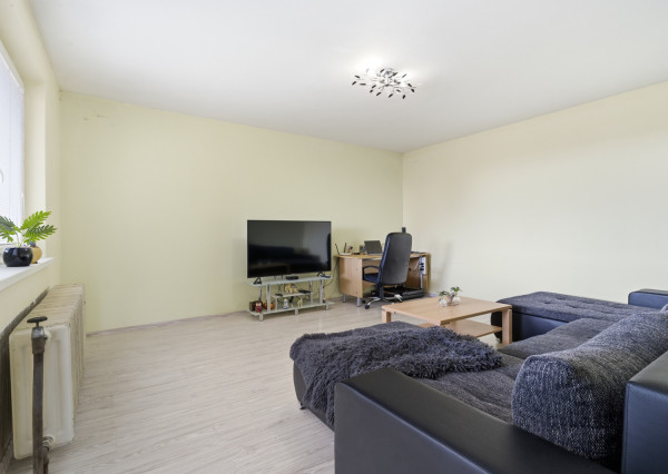 Na predaj rodinný dom s investičným potenciálom v Šuranoch