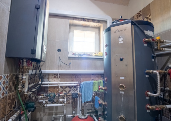 Na predaj exkluzívny rodinný dom s dvoj-garážou v podtatranskej obci Veľký Slavkov