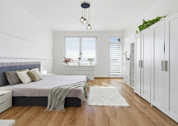 Na predaj 3-izbový byt s 2 balkónmi a 2 parkingami, Ružinov