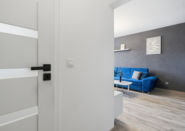 Na predaj 2-izbový byt v Karlovej Vsi