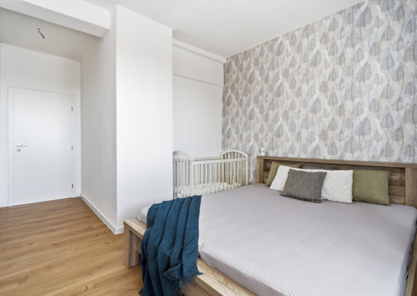 Na prenájom 3-izbový byt s balkónom v Rači