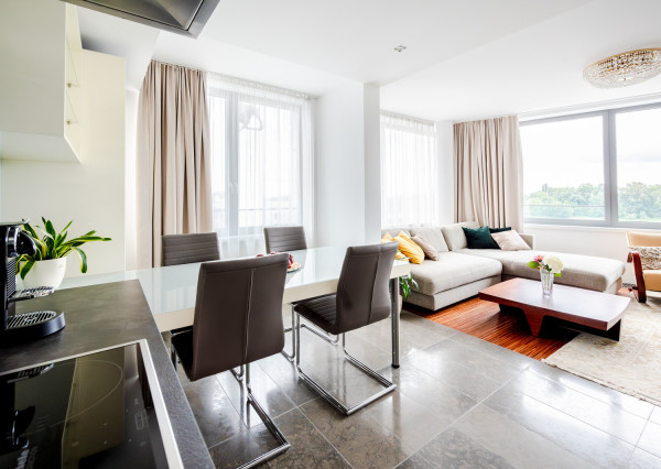 Prenájom - 3i byt s terasou a parkovacím státím v Eurovea