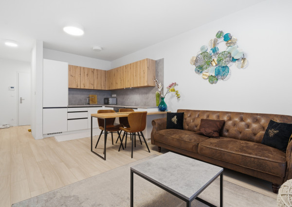 Na prenájom exkluzívny 2-izbový byt s balkónom v Bratislave