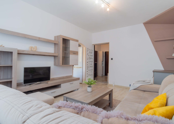 Na prenájom zariadený 2- izbovvý byt v Levoči