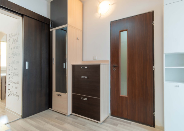 Na prenájom zariadený 2- izbovvý byt v Levoči