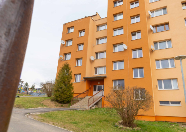 Na prenájom zariadený 2- izbovvý byt v Levoči