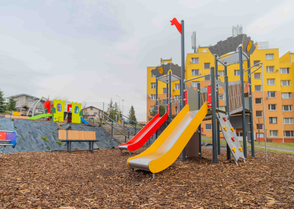 Na prenájom zariadený 2- izbovvý byt v Levoči