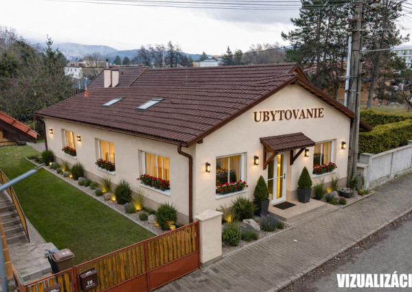 Na predaj polyfunkčný objekt s potenciálom na ubytovanie v srdci Turčianskych Teplíc