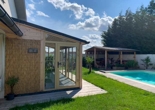 Na predaj výnimočný rodinný dom s bazénom v Dunajskej Lužnej