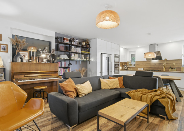 Na predaj výnimočný rodinný dom s bazénom v Dunajskej Lužnej