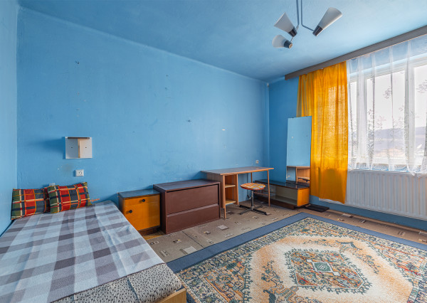 Na predaj viacgeneračný rodinný dom s potenciálom v Stropkove