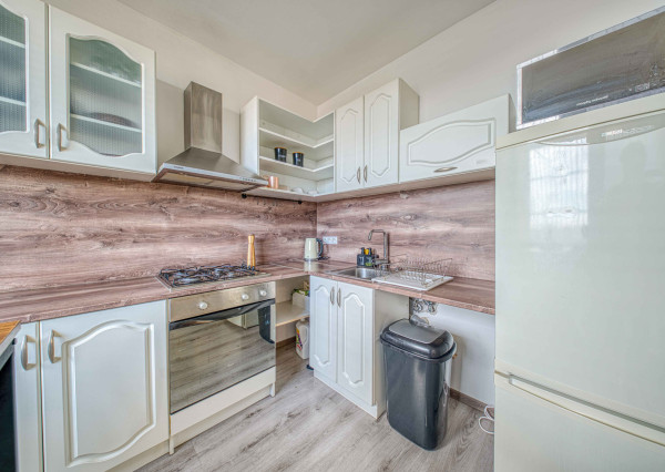 Na prenájom 1-izbový byt v Senci