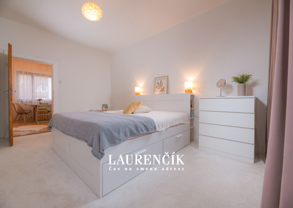 NA PREDAJ | RODINNÝ DOM VO VYHĽADÁVANEJ LOKALITE | TRENČÍN - KÚTY