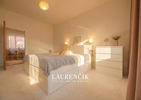 NA PREDAJ | RODINNÝ DOM V ŠIRŠOM CENTRE TRENČÍNA