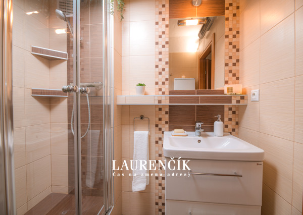 NA PREDAJ | 3 - IZBOVÝ BYT V TRENČÍNE - VÝCHODNÁ ULICA