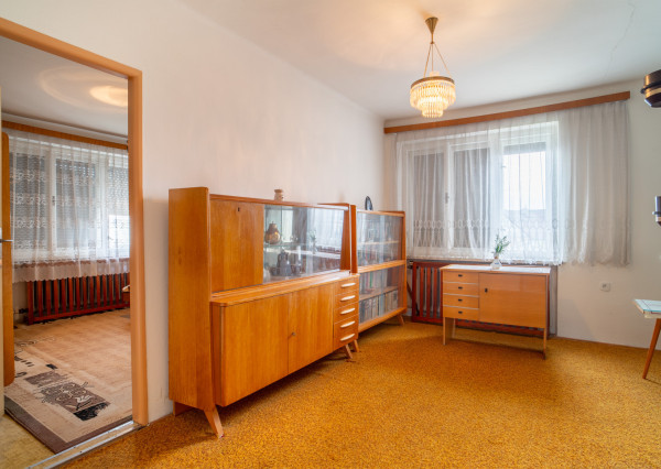 Na predaj samostatne stojaci rodinný dom v obci Veľké Leváre