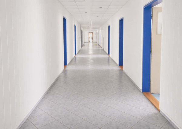 Na predaj budova pre podnikanie alebo investíciu v Bánovciach