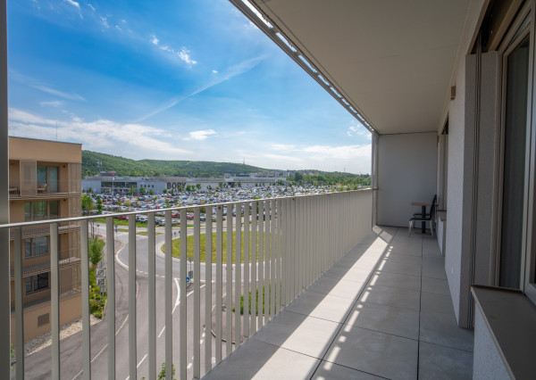 Na prenájom dizajnový 2-izbový byt v bytovom komplexe Bory v Lamači