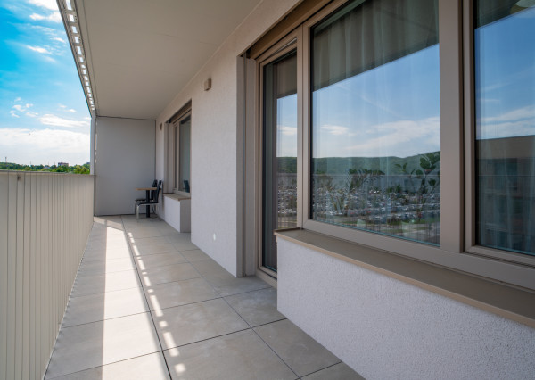 Na prenájom dizajnový 2-izbový byt v bytovom komplexe Bory v Lamači