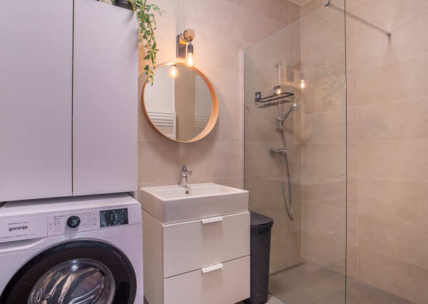 Na prenájom dizajnový 2-izbový byt v bytovom komplexe Bory v Lamači