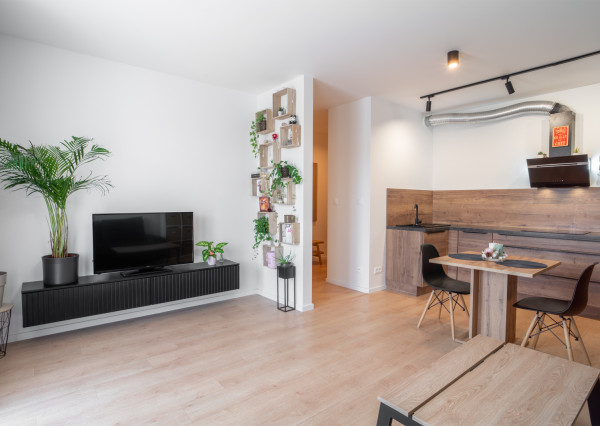 Na prenájom dizajnový 2-izbový byt v bytovom komplexe Bory v Lamači