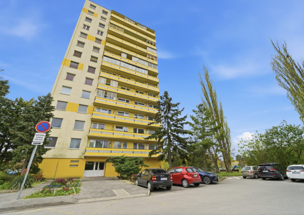 Na predaj 1-izbový byt s výhľadom na Zobor v Nitre