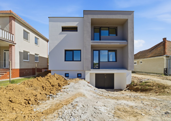 Na predaj rodinný dom v štandarde v Novej Vsi nad Žitavou