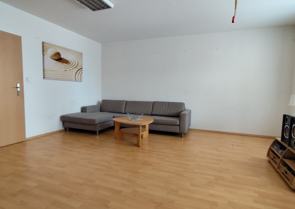 Na predaj 2-izbový byt v centre Bánovce nad Bebravou