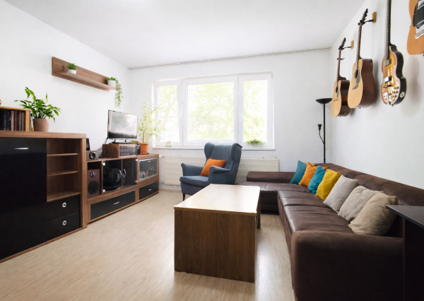 Na predaj kompletne zariadený 3-izbový byt v Bánovciach nad Bebravou